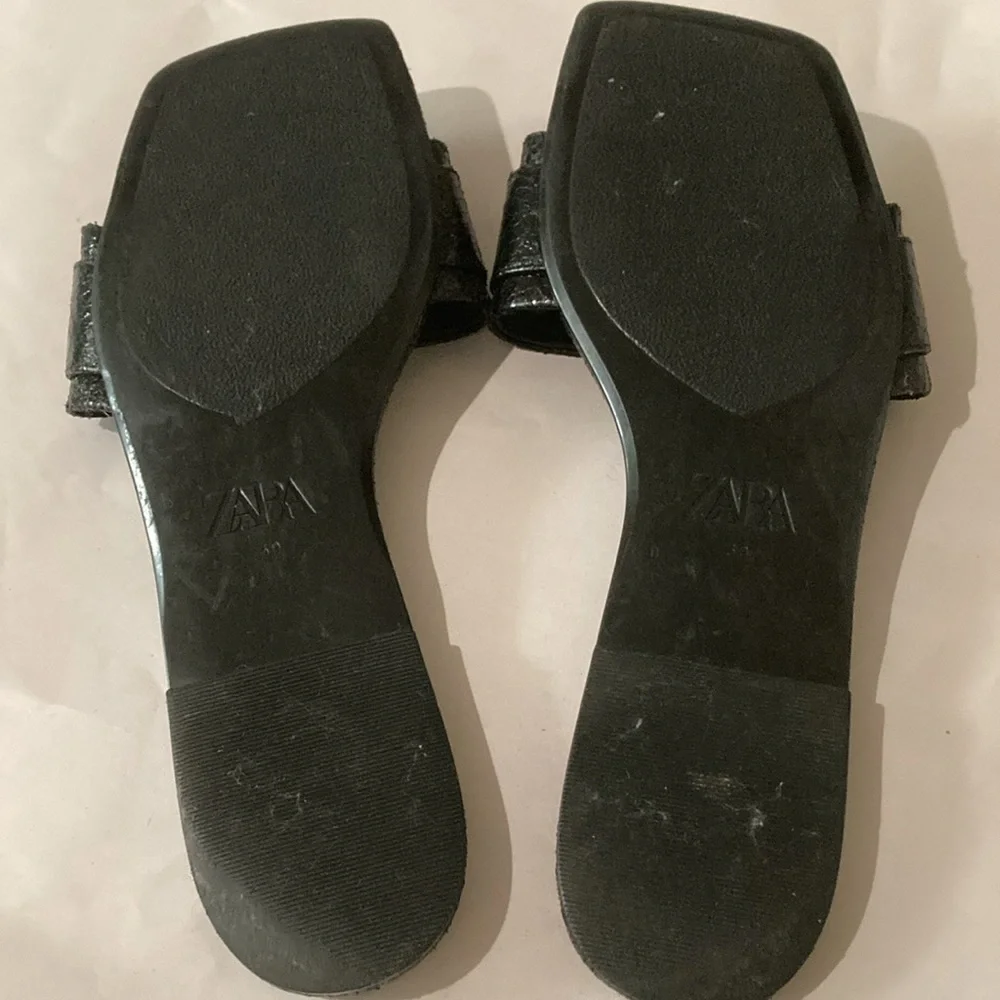 Zara Black Sandals with Silver Hardware - Picture 6 of 9